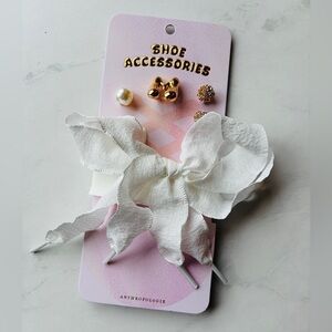 NWT Anthropologie Monogram Charm Shoe Laces Gold Letter M